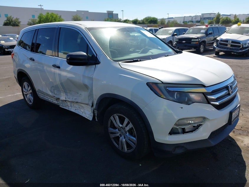 2018 HONDA PILOT LX | 5FNYF5H11JB019221 | UPCARS