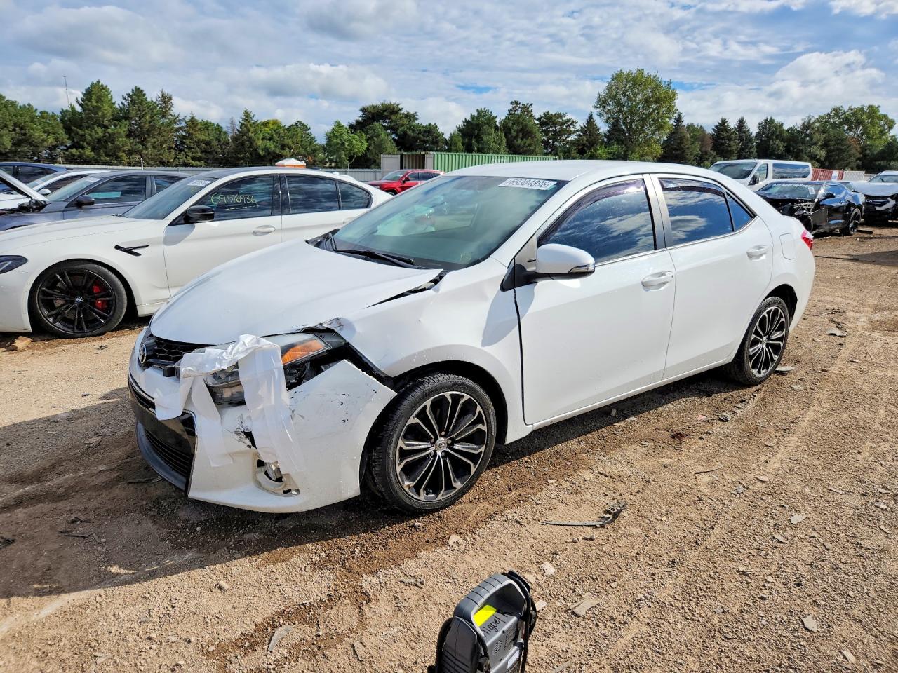 2014 TOYOTA COROLLA S PLUS | 5YFBURHE7EP091959 | UPCARS
