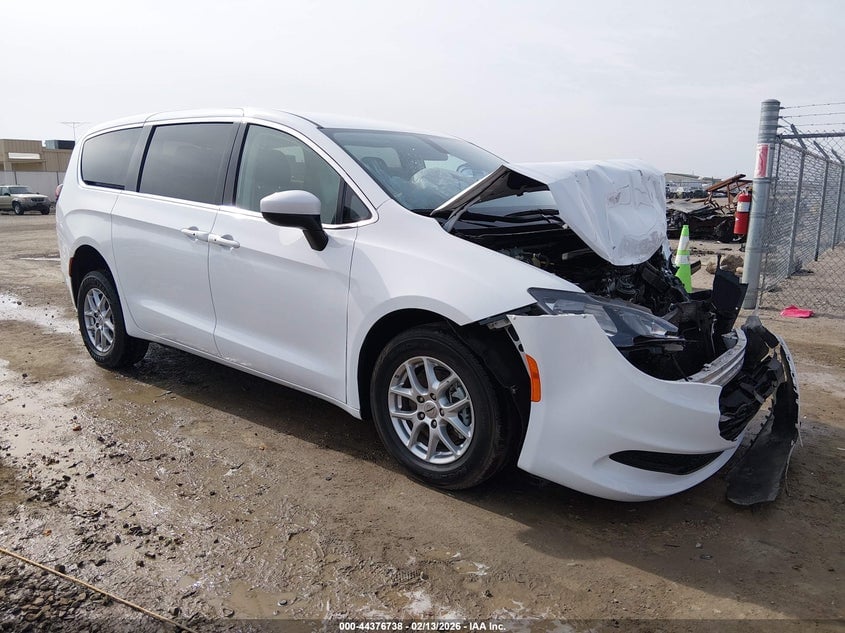 2022 CHRYSLER VOYAGER LX | 2C4RC1CG6NR208555 | UPCARS
