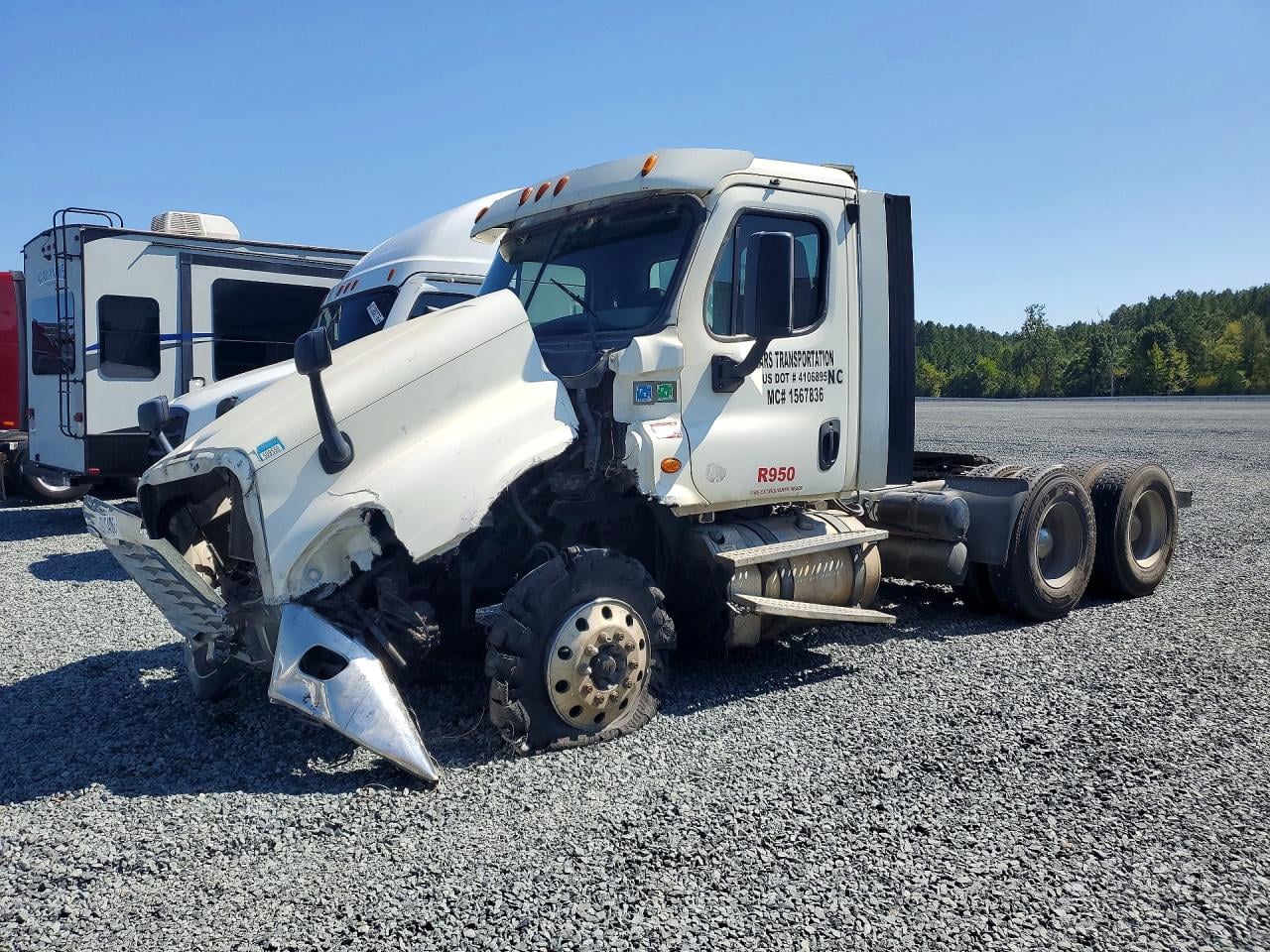 2015 FREIGHTLINER ALL OTHER SEMI TRUCK | 3AKJGEDV1FSGG3941 | UPCARS