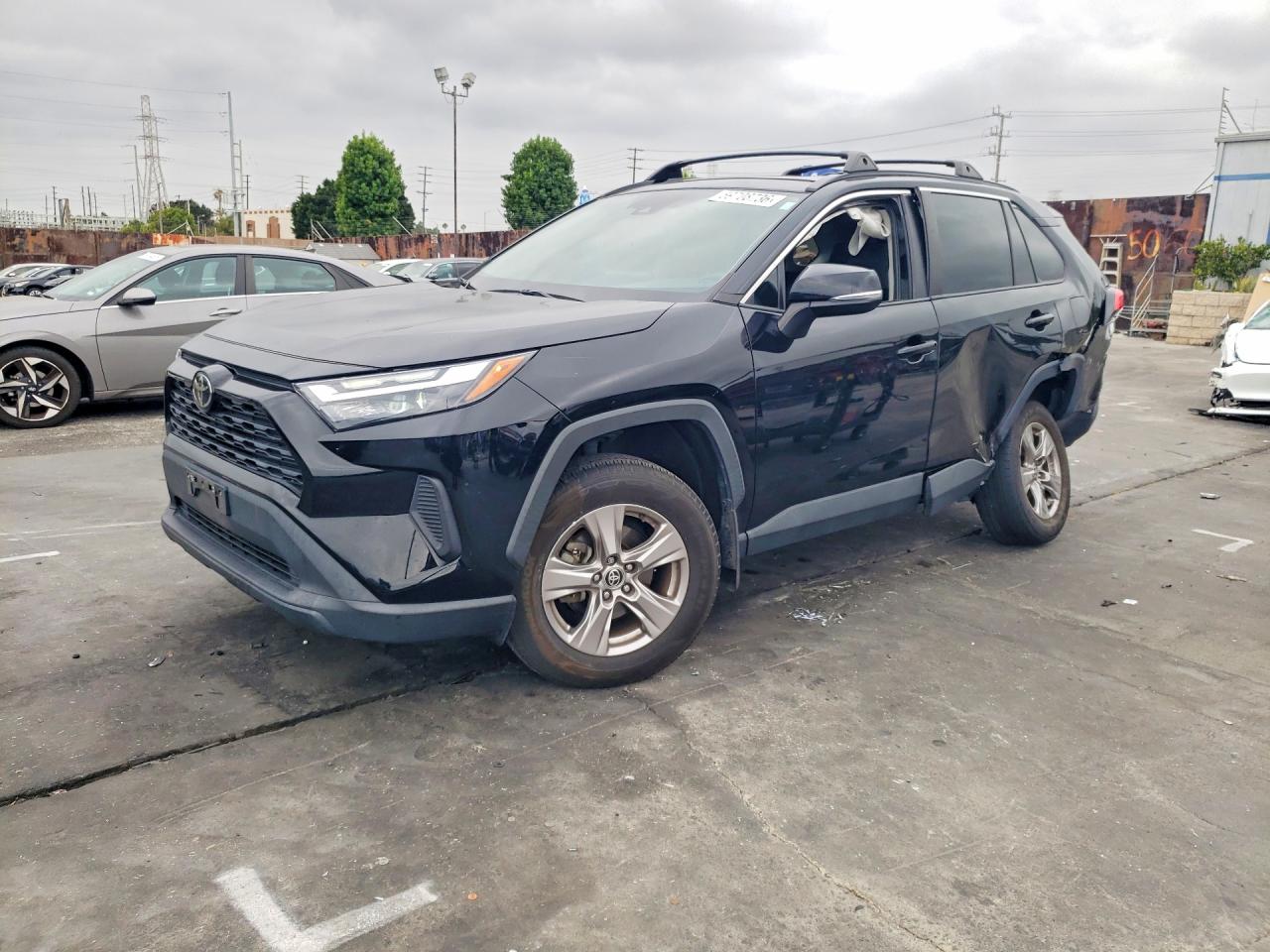 2022 TOYOTA RAV4 XLE | 2T3W1RFV6NC200996 | UPCARS