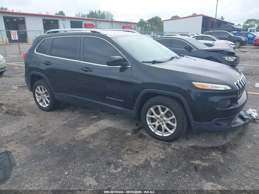 2016 JEEP CHEROKEE LATITUDE | 1C4PJLCS7GW247369 | UPCARS