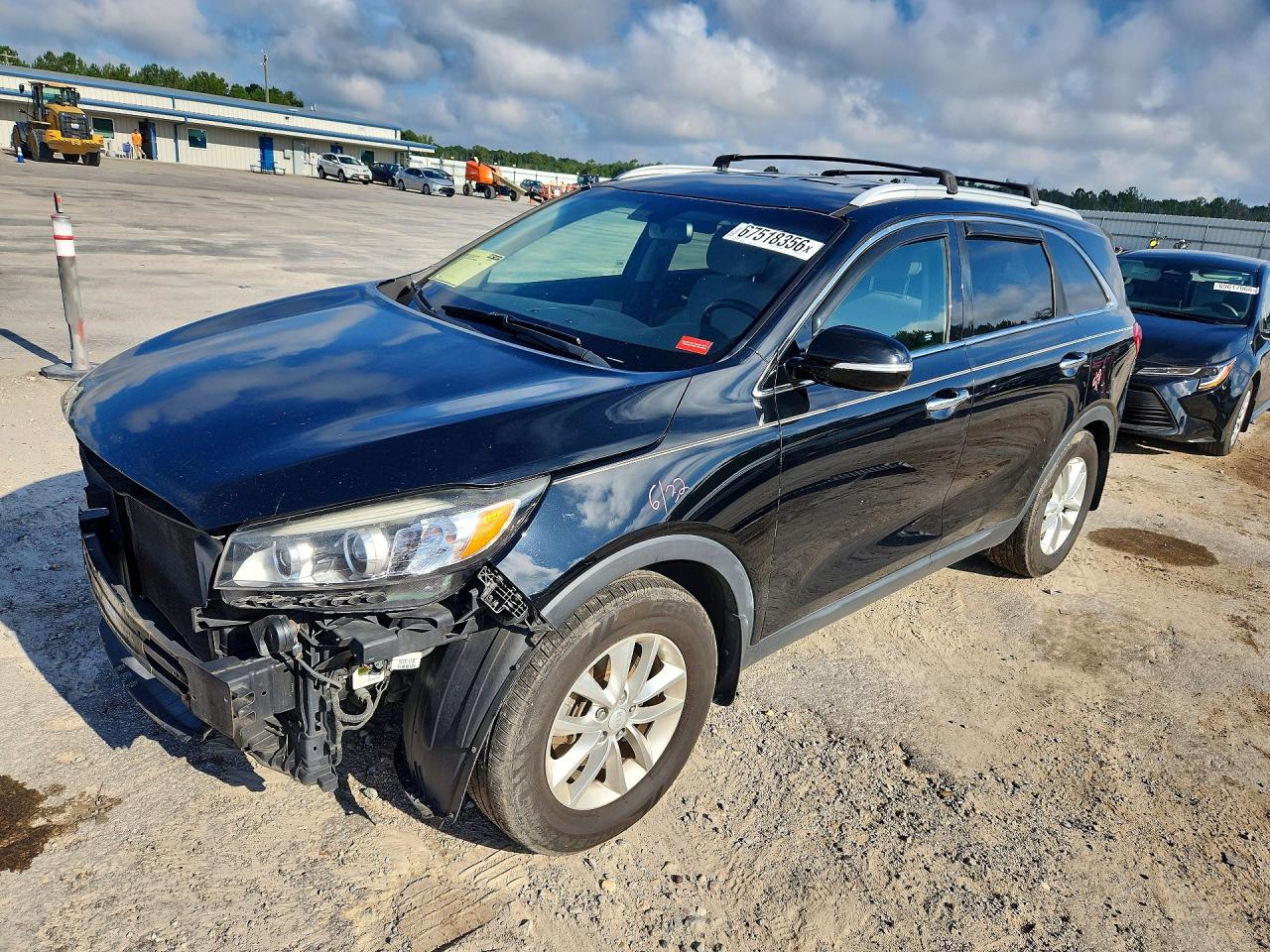 2016 KIA SORENTO LX | 5XYPG4A31GG095411 | UPCARS