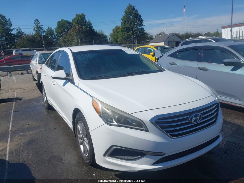 2017 HYUNDAI SONATA SE | 5NPE24AF9HH556560 | UPCARS