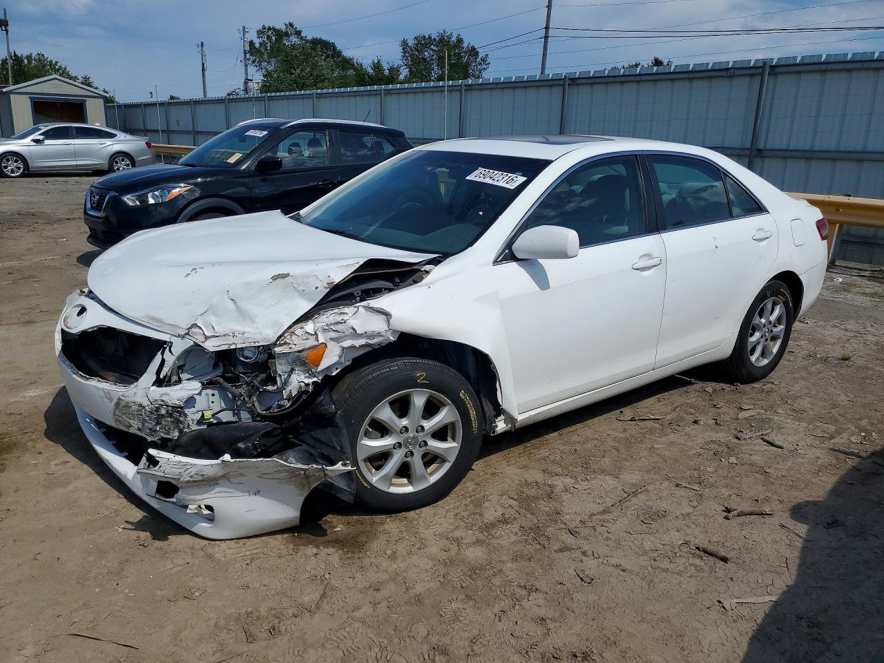 2011 TOYOTA CAMRY LE | 4T1BF3EK8BU768416 | UPCARS