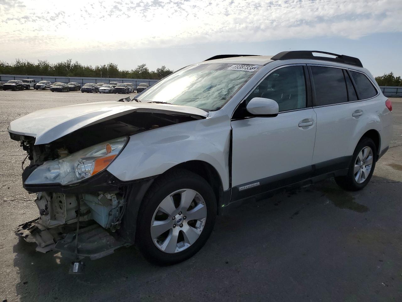 2011 SUBARU OUTBACK 3.6R LIMITED | 4S4BRDKC4B2421400 | UPCARS