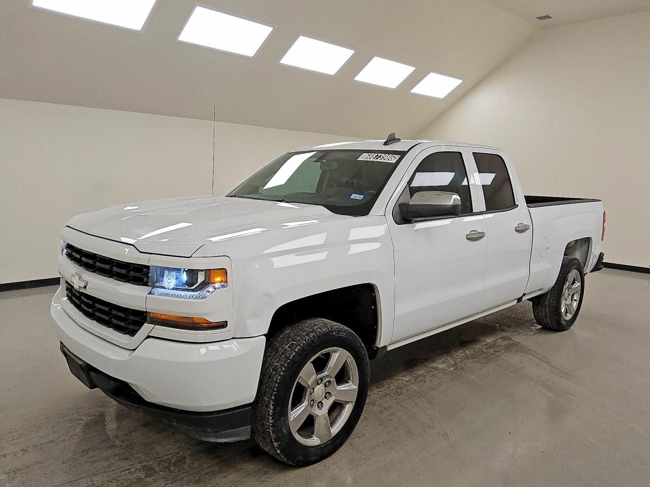 2017 CHEVROLET SILVERADO C1500 CUSTOM | 1GCRCPEC0HZ112525 | UPCARS
