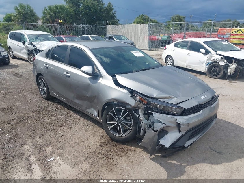 2023 KIA FORTE LXS | 3KPF24AD7PE588302 | UPCARS