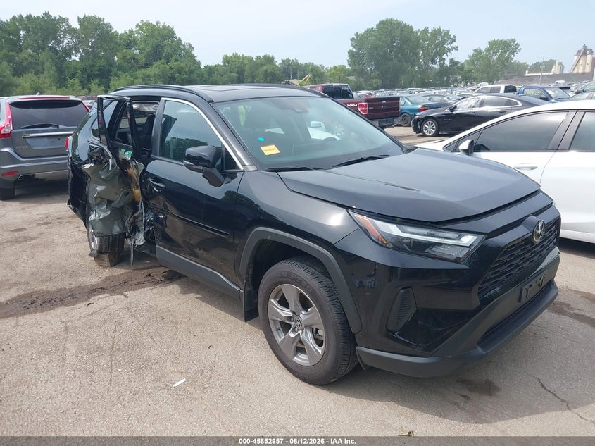 2025 TOYOTA RAV4 XLE | 2T3P1RFV5SC582146 | UPCARS