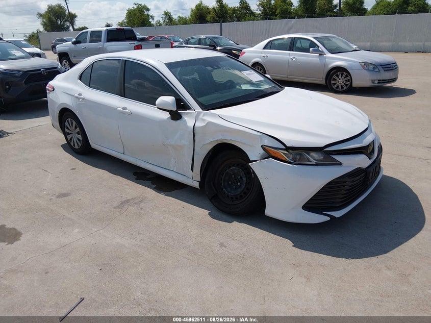 2018 TOYOTA CAMRY L | 4T1B11HK6JU076197 | UPCARS