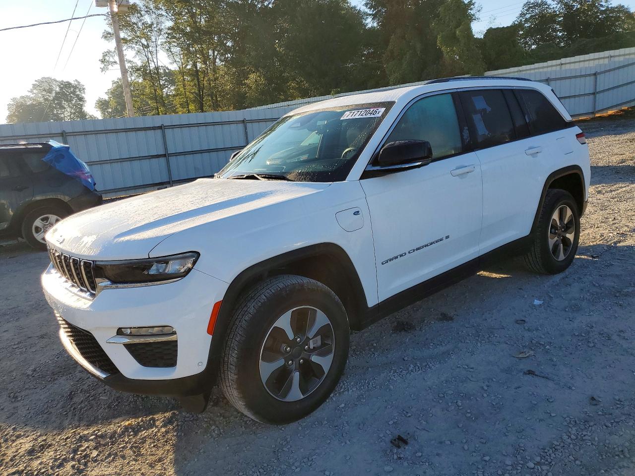 2022 JEEP CHEROKEE LIMITED 4XE | 1C4RJYB63N8747640 | UPCARS