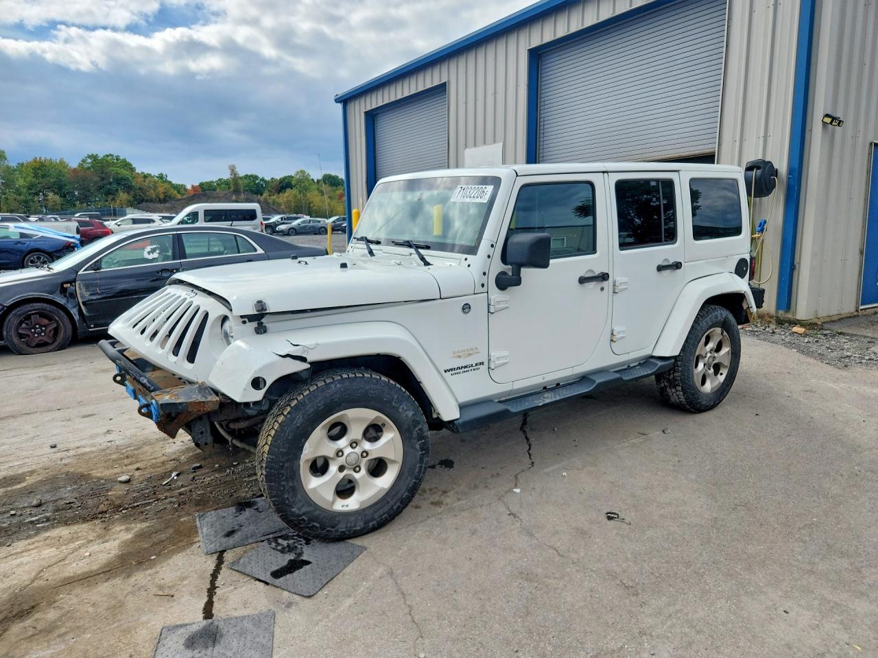 2015 JEEP WRANGLER SAHARA | 1C4HJWEG1FL555975 | UPCARS