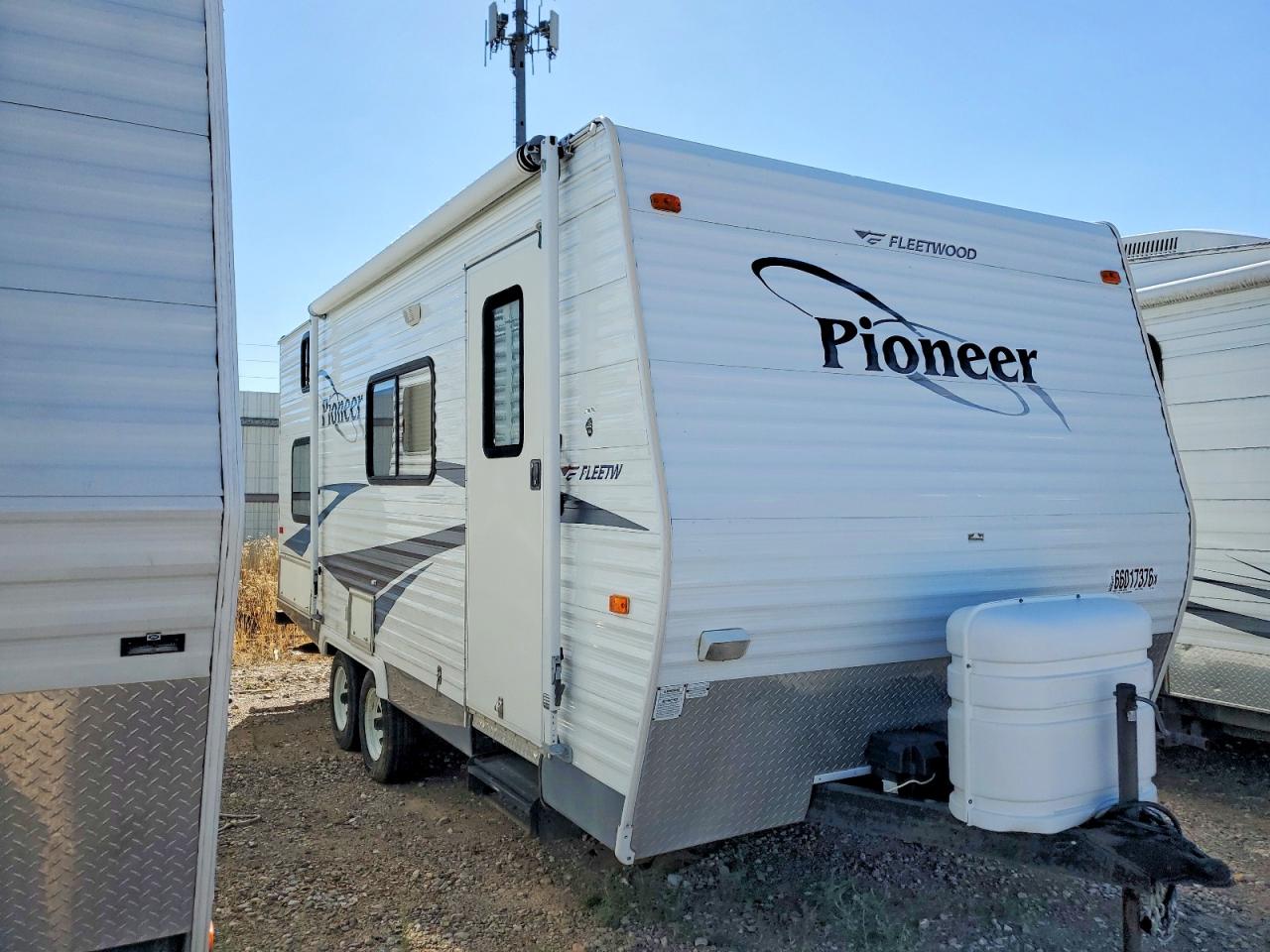 2006 FLEETWOOD PIONEER | 1EB1C182962489274 | UPCARS