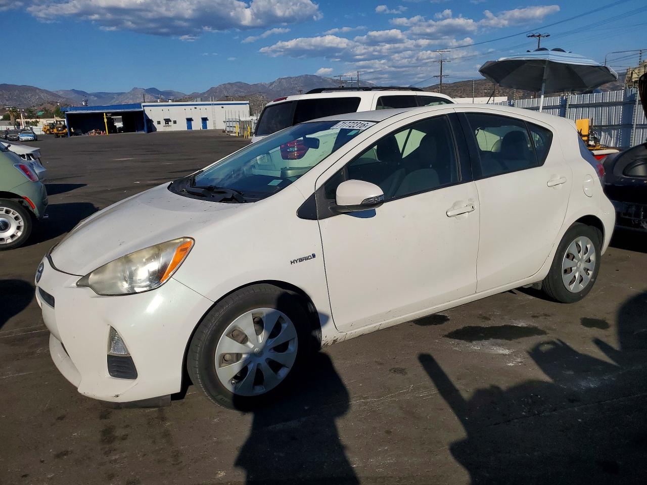 2012 TOYOTA PRIUS TWO | JTDKDTB37C1015681 | UPCARS