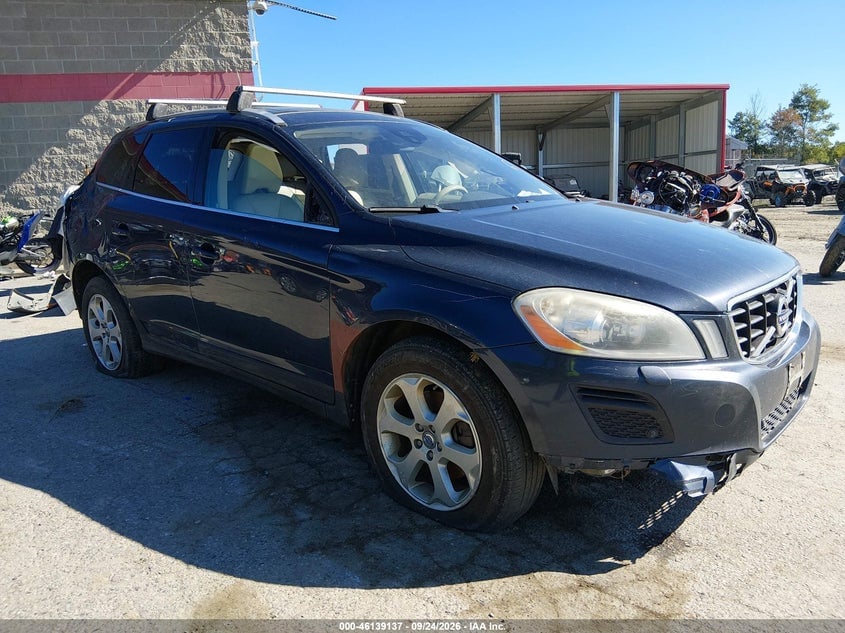 2013 VOLVO XC60 3.2 PREMIER | YV4940DZXD2393582 | UPCARS