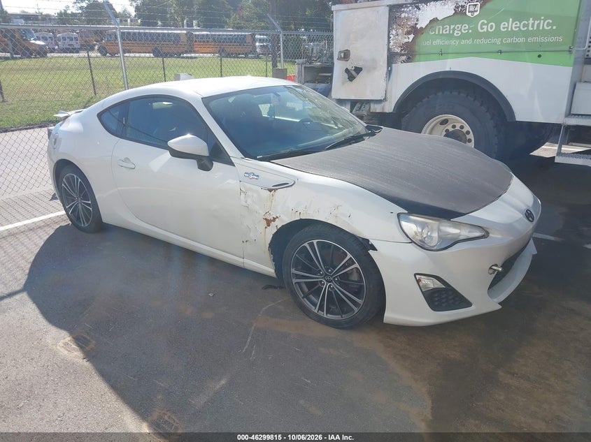 2015 SCION FR-S | JF1ZNAA18F8706509 | UPCARS