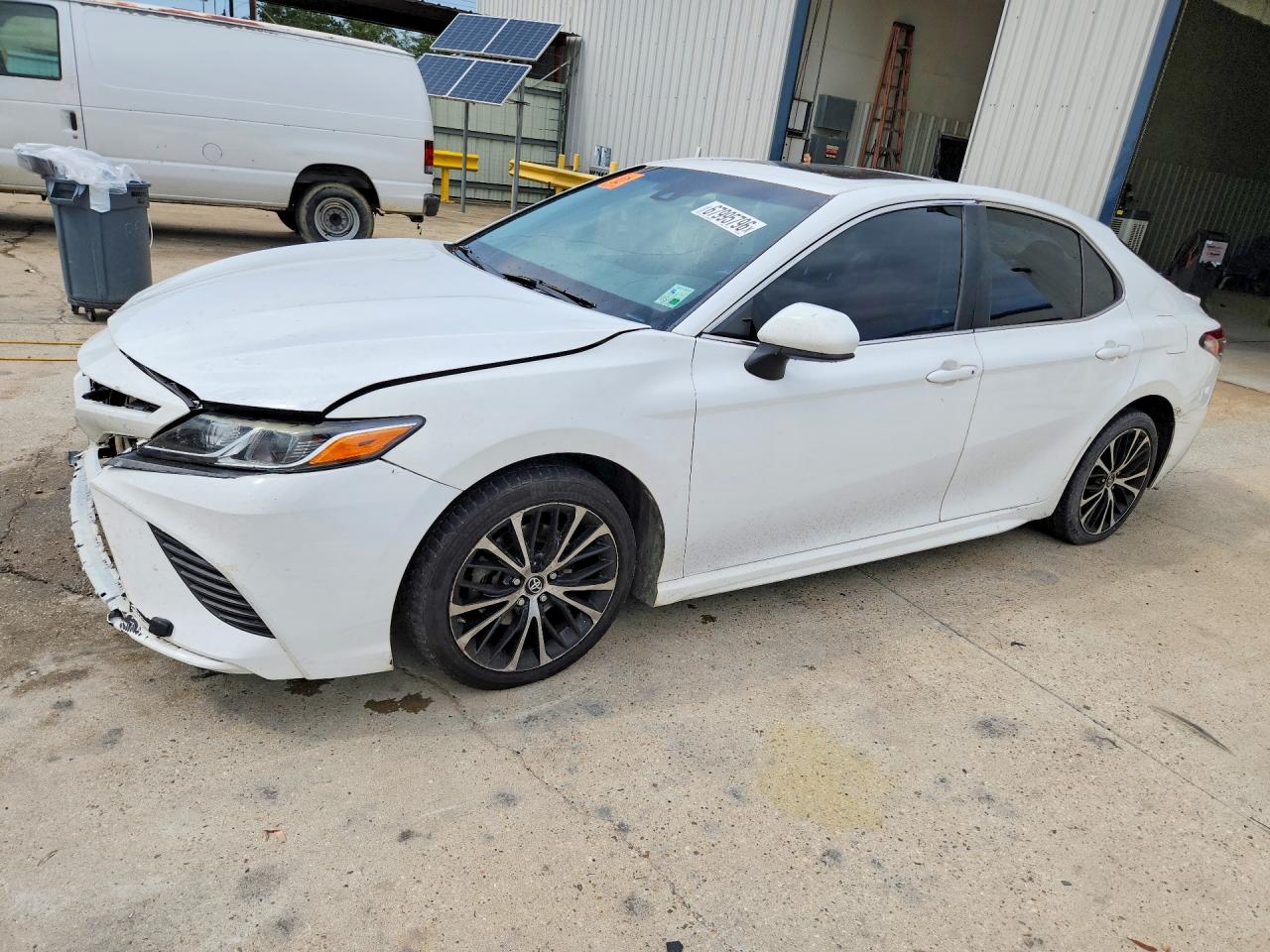 2018 TOYOTA CAMRY | 4T1B11HK4JU600088 | UPCARS