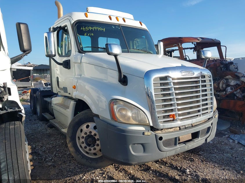 2012 FREIGHTLINER CASCADIA 125 | 1FUJGEDV4CSBU7753 | UPCARS