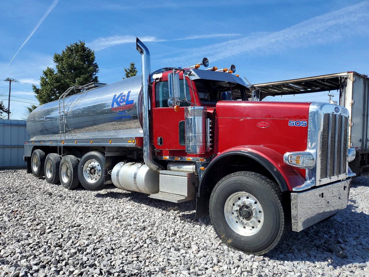 2017 PETERBILT 389 TANK TRUCK | 1NPXGGGG40D479577 | UPCARS