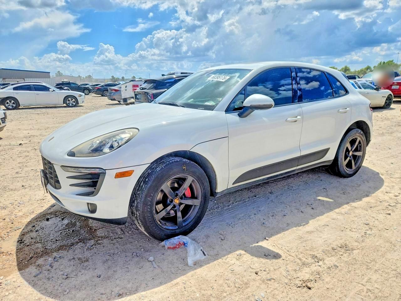 2017 PORSCHE MACAN | WP1AA2A50HLB02625 | UPCARS