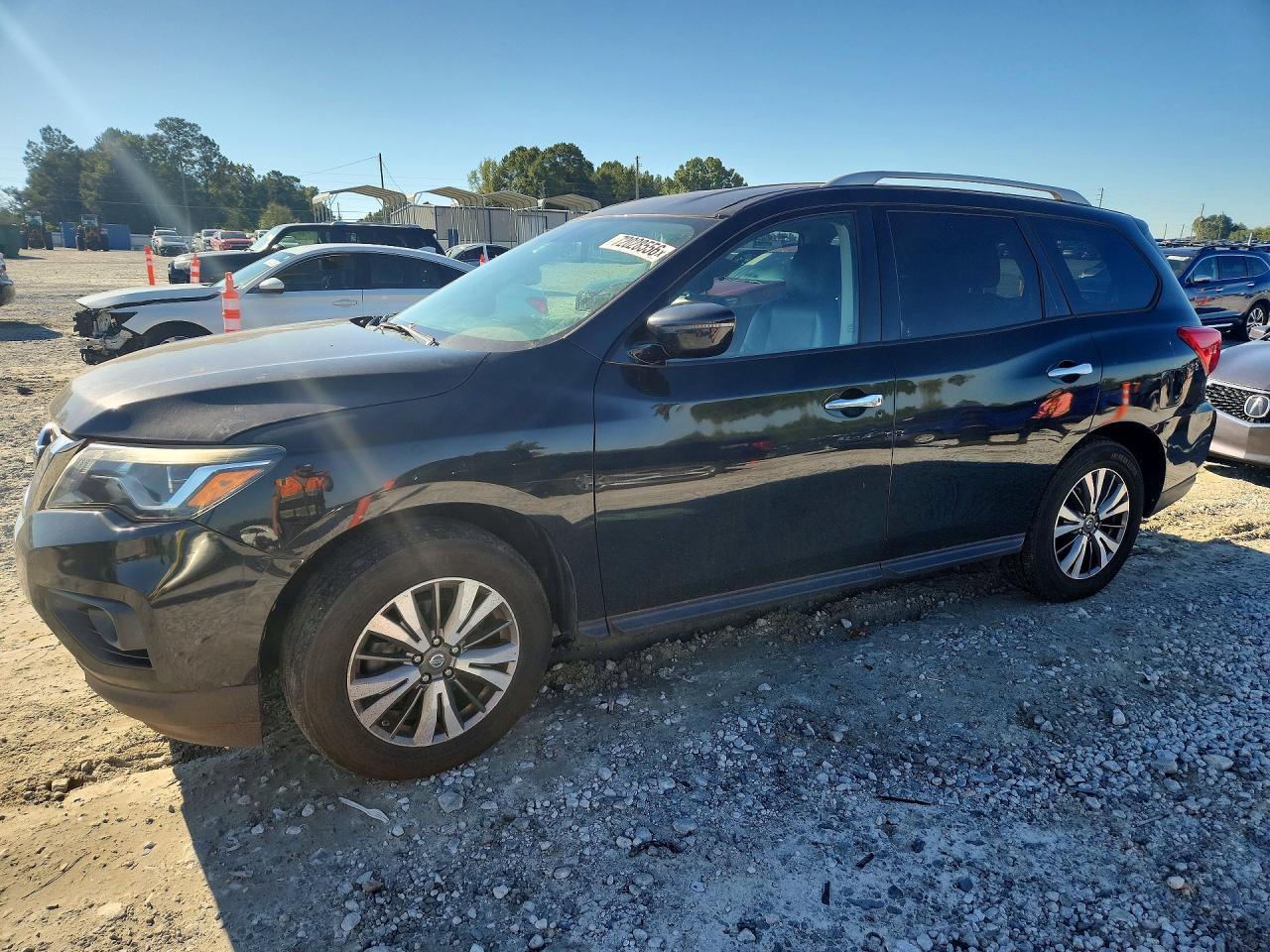 2017 NISSAN PATHFINDER SV | 5N1DR2MN6HC661675 | UPCARS
