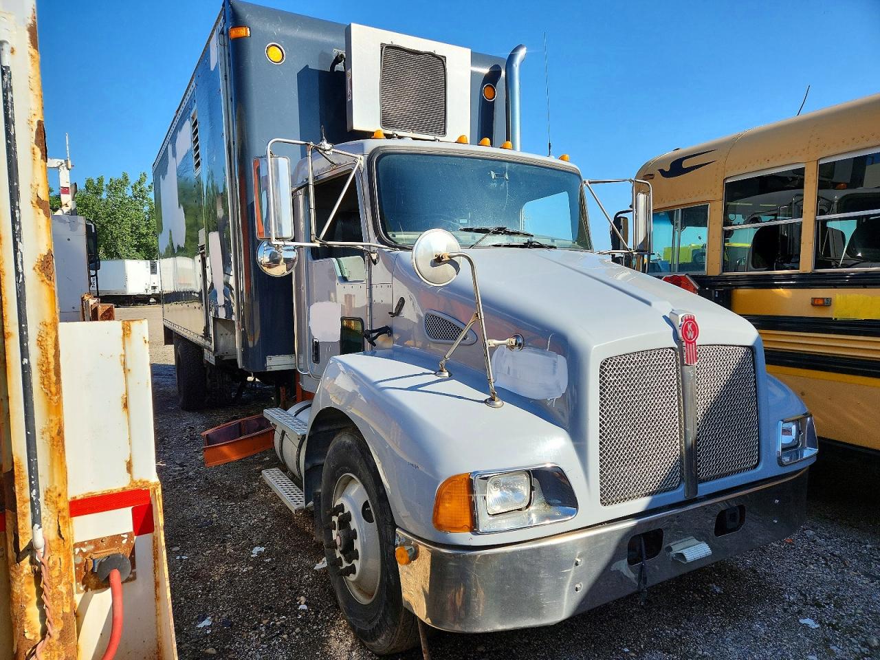 2006 KENWORTH ALL OTHER | 2NKMHZ7X36M985678 | UPCARS