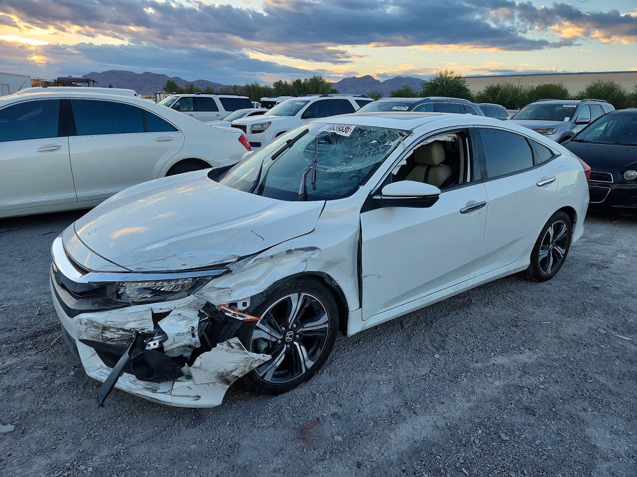 2018 HONDA CIVIC TOURING | JHMFC1F95JX041700 | UPCARS