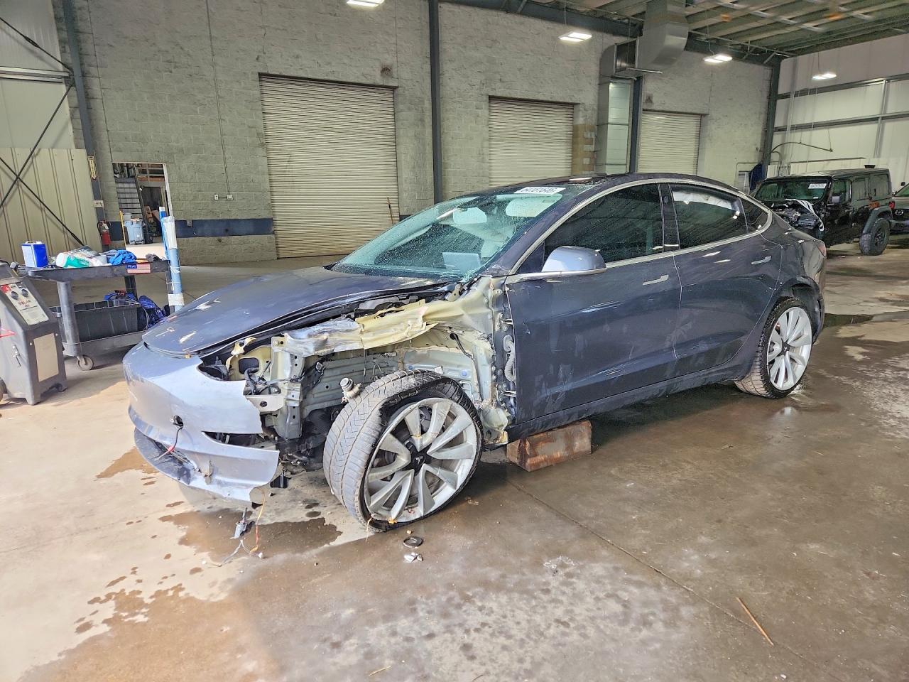 2018 TESLA MODEL 3 | 5YJ3E1EA5JF153286 | UPCARS