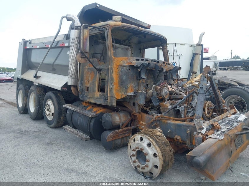 2006 MACK 600 CHN600 | 1M1AJ06Y96N004607 | UPCARS