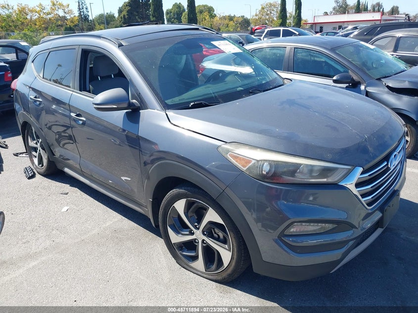 2017 HYUNDAI TUCSON VALUE | KM8J33A22HU563712 | UPCARS