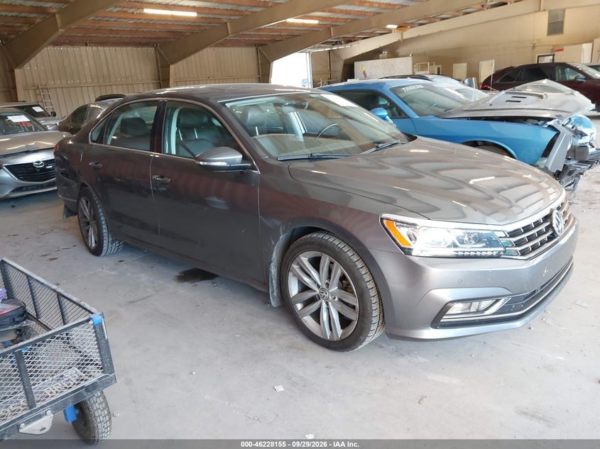 2018 VOLKSWAGEN PASSAT 2.0T SE | 1VWBA7A38JC023255 | UPCARS