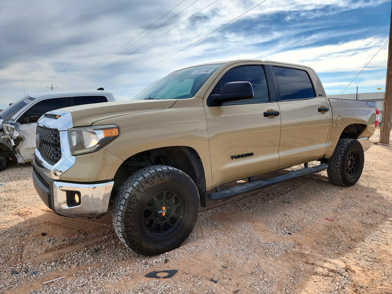 2019 TOYOTA TUNDRA CREWMAX SR5 | 5TFEM5F1XKX142891 | UPCARS