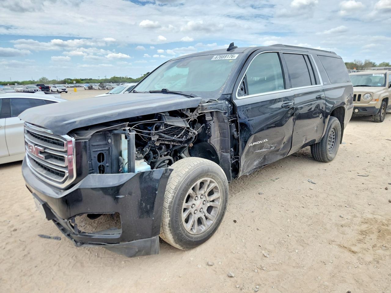 2019 GMC YUKON C1500 SLT | 1GKS1GKC3KR320101 | UPCARS