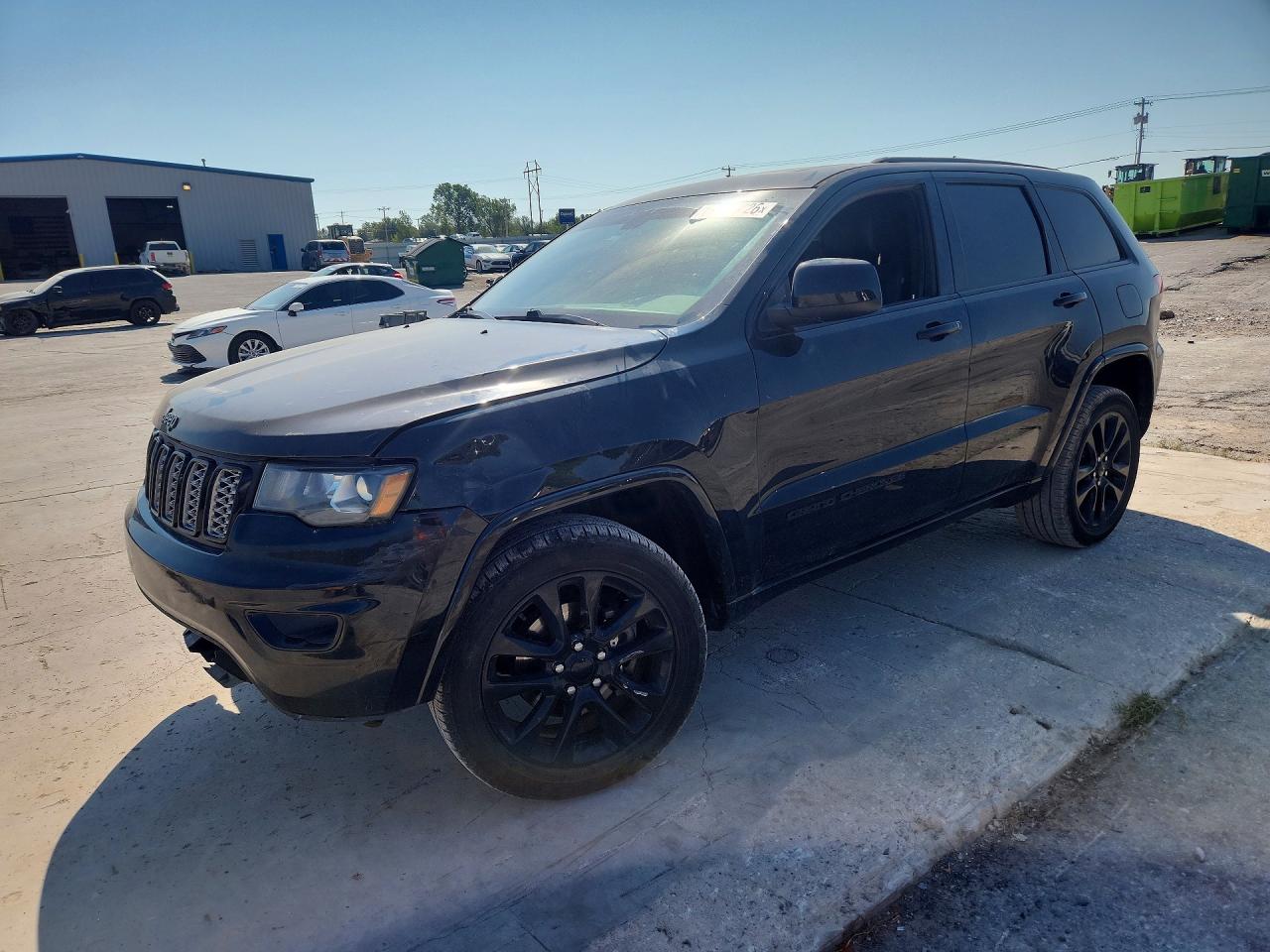 2018 JEEP GRAND CHER LAREDO | 1C4RJFAG9JC396707 | UPCARS