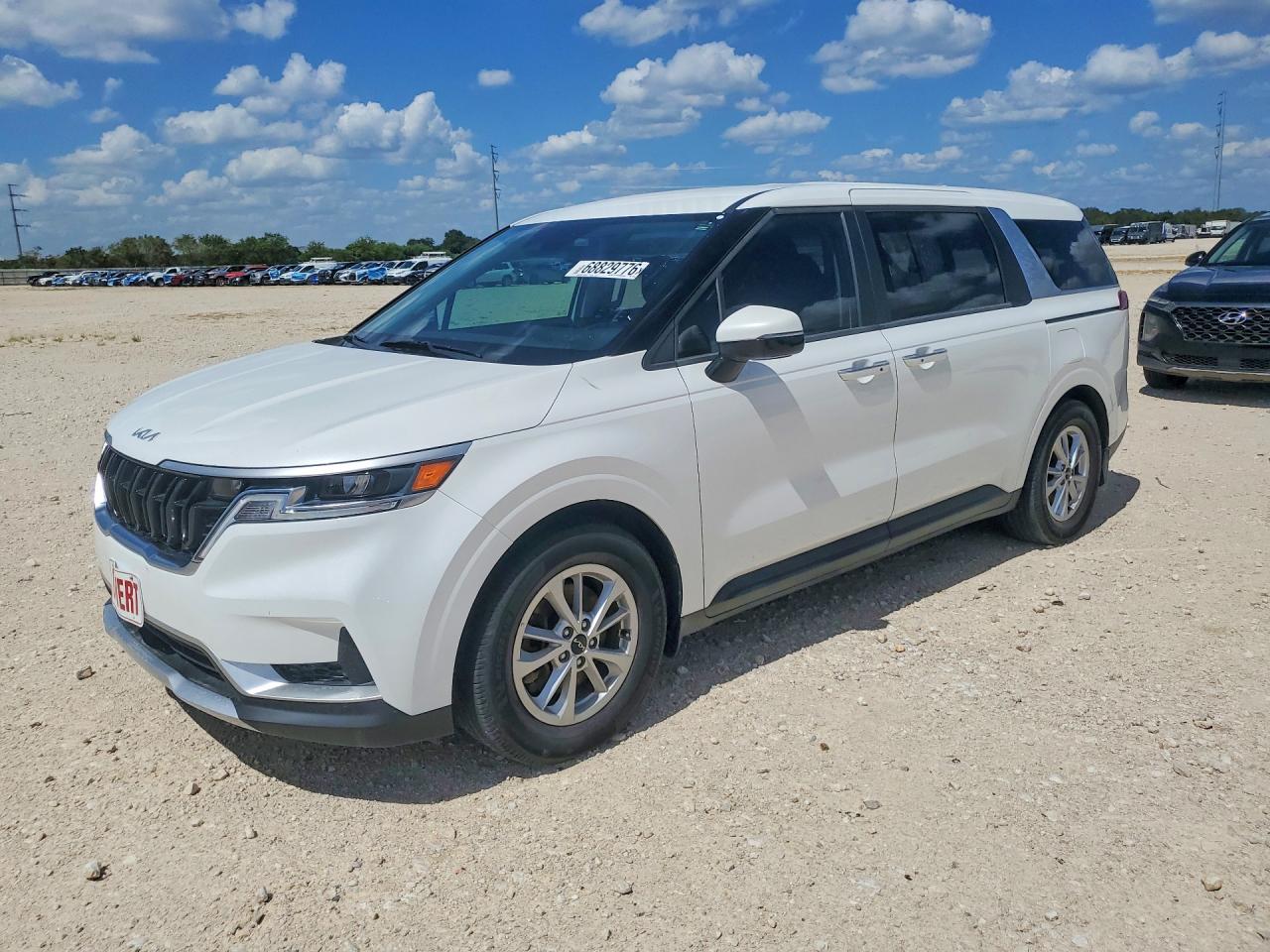2022 KIA CARNIVAL LX | KNDNB4H37N6133185 | UPCARS