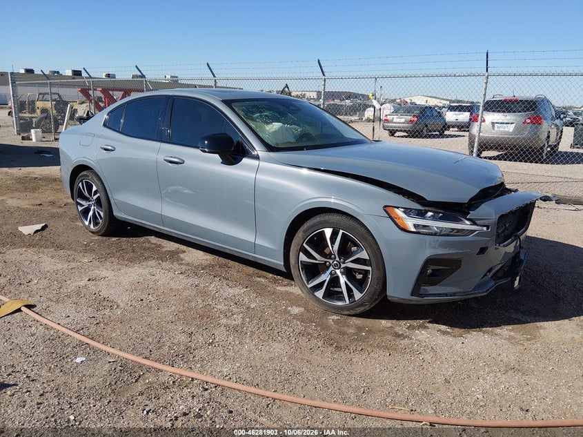 2024 VOLVO S60 B5 CORE DARK THEME | 7JRL12FK1RG320500 | UPCARS