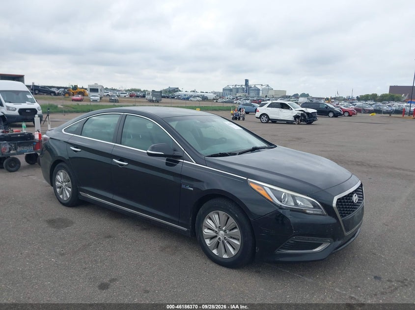 2017 HYUNDAI SONATA HYBRID SE | KMHE24L18HA060038 | UPCARS