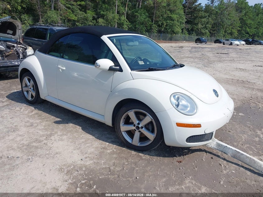 2007 VOLKSWAGEN NEW BEETLE TRIPLE WHITE | 3VWFF31Y07M419503 | UPCARS