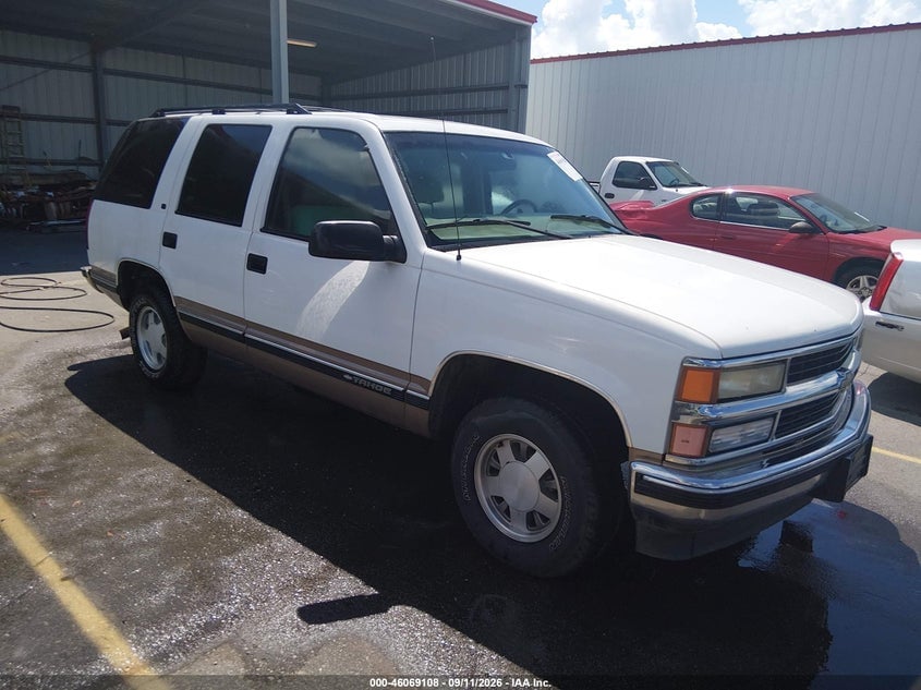 1998 CHEVROLET TAHOE LS | 1GNEC13R2WJ317706 | UPCARS