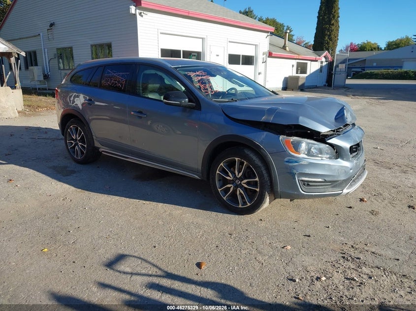 2017 VOLVO V60 CROSS COUNTRY T5 | YV440MWKXH1038596 | UPCARS