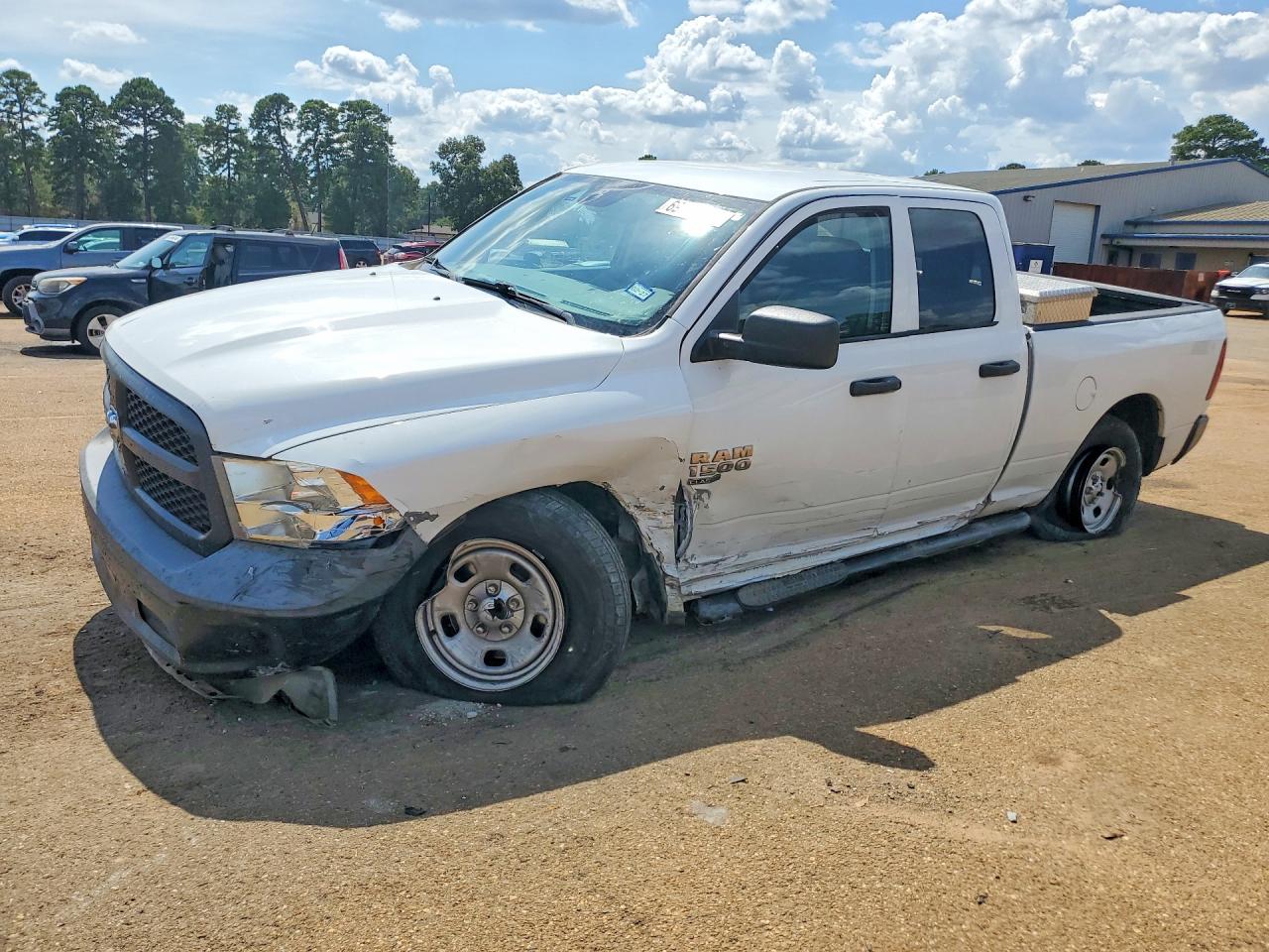 2019 RAM 1500 TRADESMAN | 1C6RR6FG5KS687043 | UPCARS