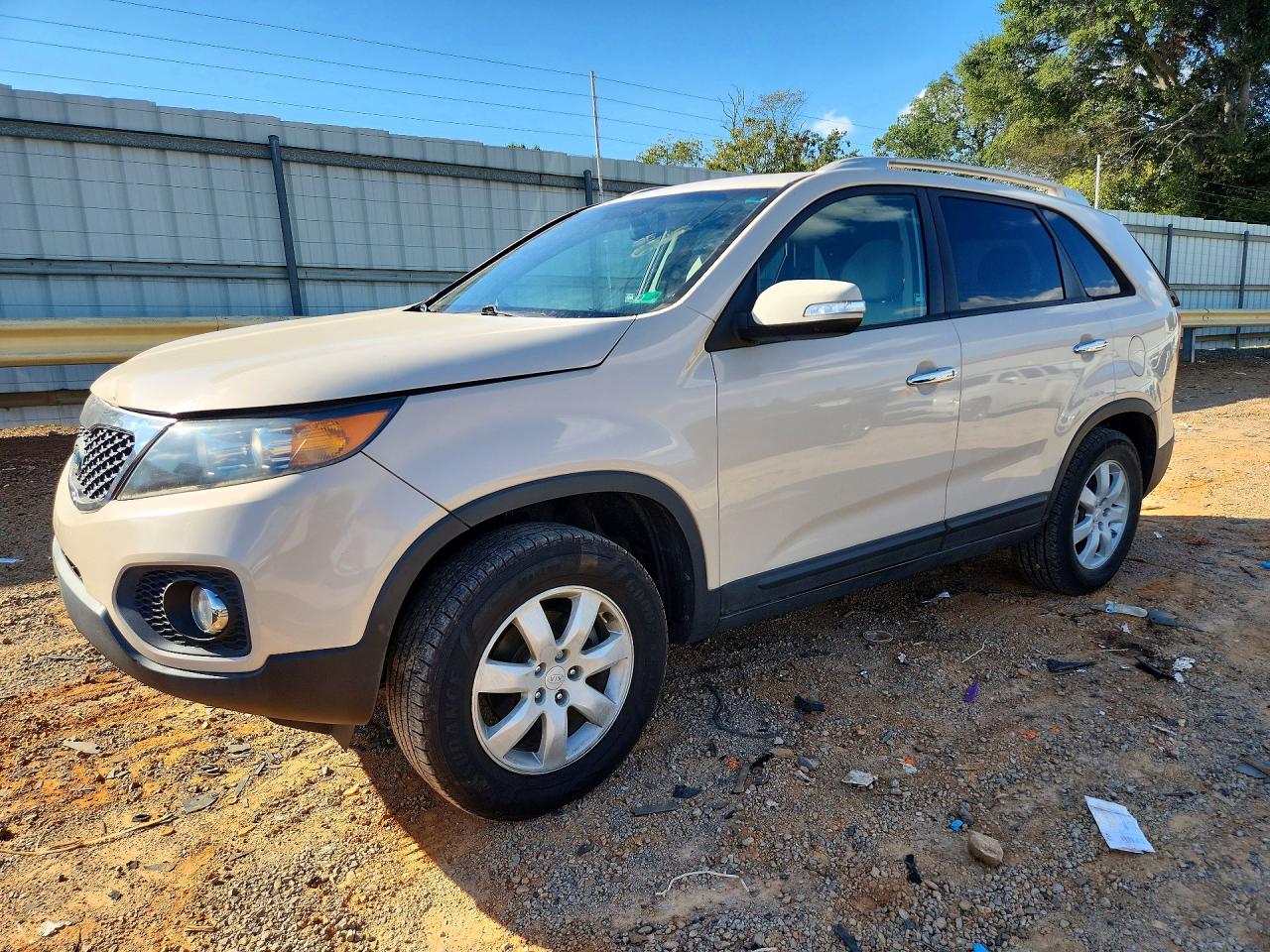 2011 KIA SORENTO | 5XYKT3A13BG125614 | UPCARS