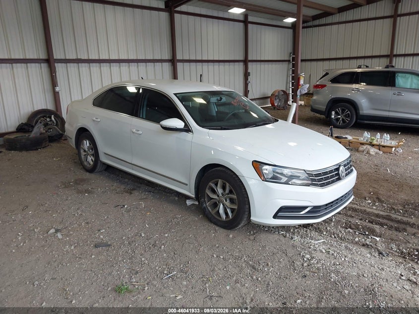 2017 VOLKSWAGEN PASSAT 1.8T S | 1VWAT7A39HC053543 | UPCARS