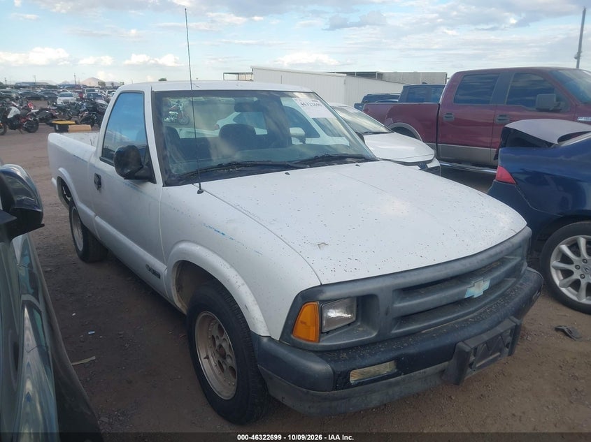 1997 CHEVROLET S-10 FLEETSIDE | 1GCCS1446VK185922 | UPCARS
