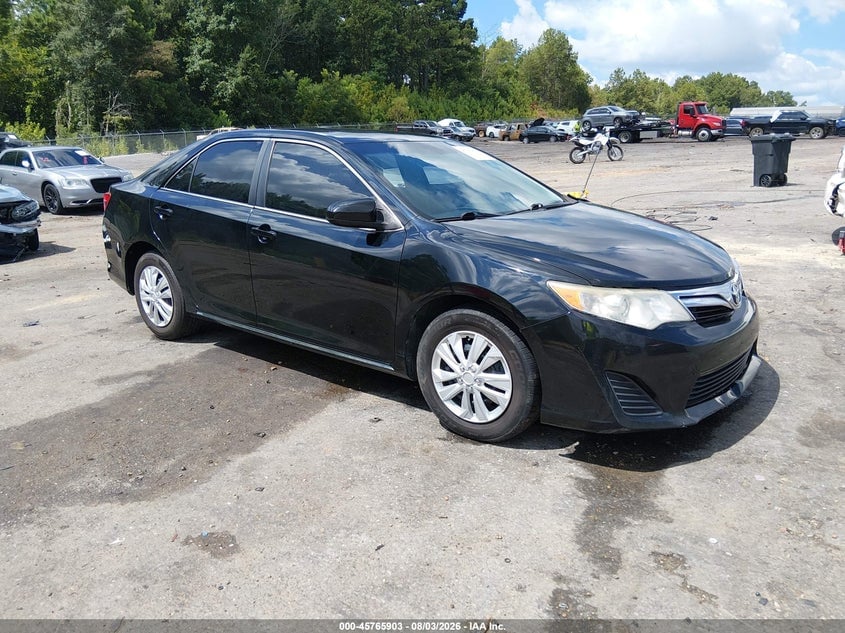 2014 TOYOTA CAMRY LE | 4T4BF1FK1ER426139 | UPCARS