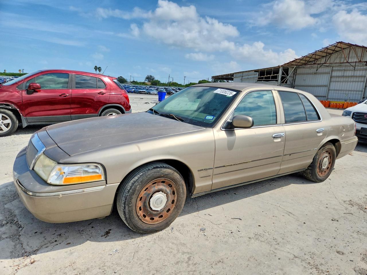 2005 MERCURY GRMARQUIS GS | 2MEFM74W55X667269 | UPCARS