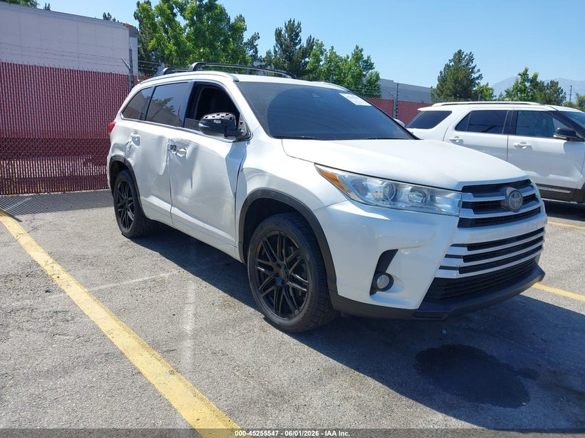 2018 TOYOTA HIGHLANDER XLE | 5TDKZRFH3JS281967 | UPCARS