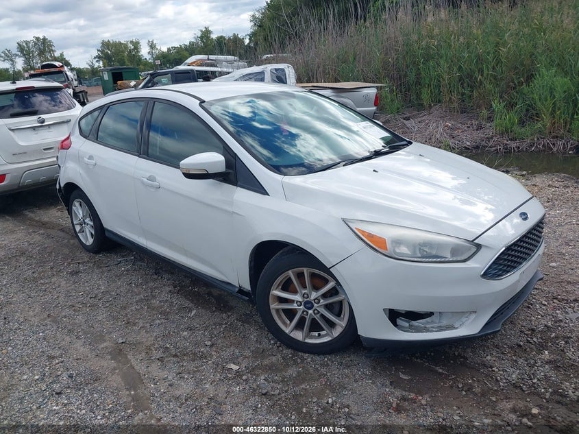 2015 FORD FOCU SE | 1FADP3K23FL253310 | UPCARS