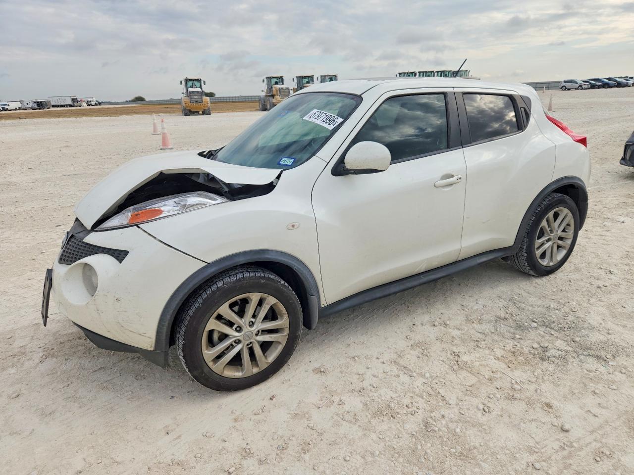 2013 NISSAN JUKE S | JN8AF5MR3DT205166 | UPCARS
