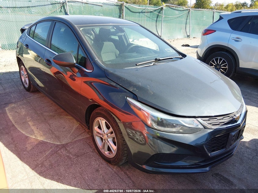 2018 CHEVROLET CRUZE LT AUTO | 1G1BE5SM9J7114264 | UPCARS
